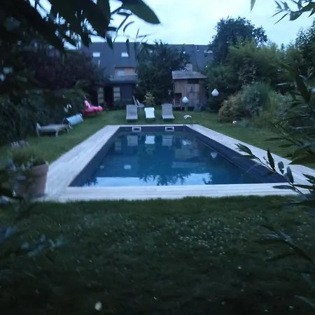 Beatrice's Gardens Oda ve Kahvaltı 3*